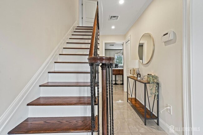 Building Photo - 95 Westons Mill Rd