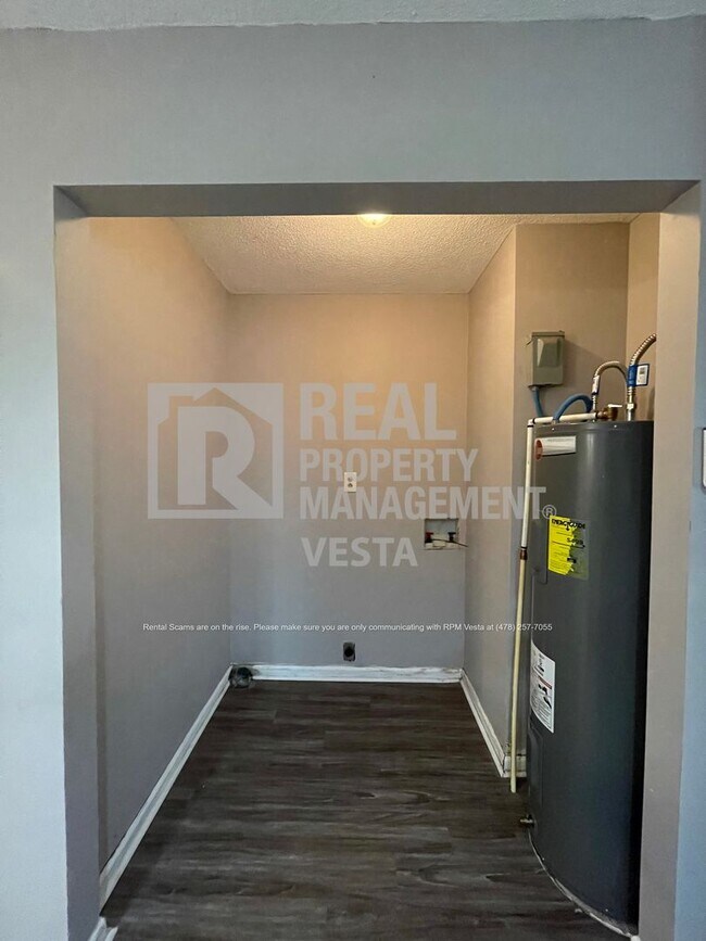 Building Photo - 1257 Boone St