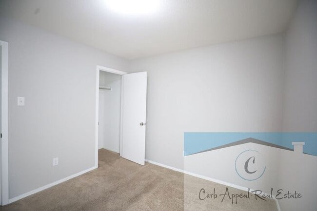 Building Photo - Beautiful 4 bed, 2 bath home - Nettleton!!