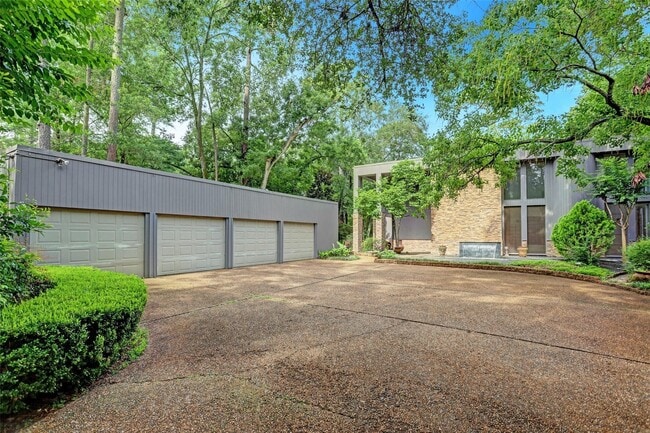 Building Photo - 431 Hedwig Rd