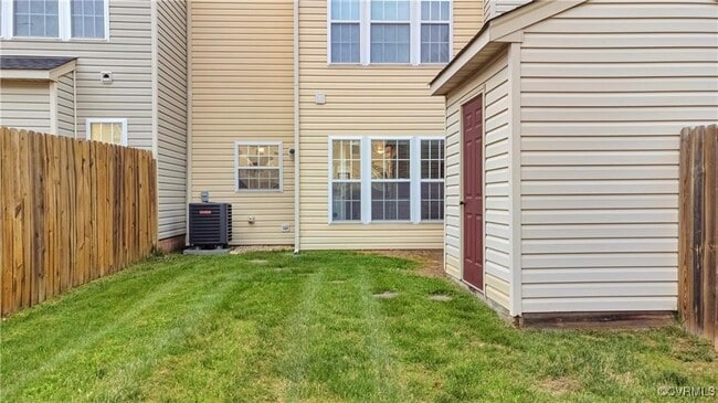 Building Photo - 2545 Mountain Ash Cir