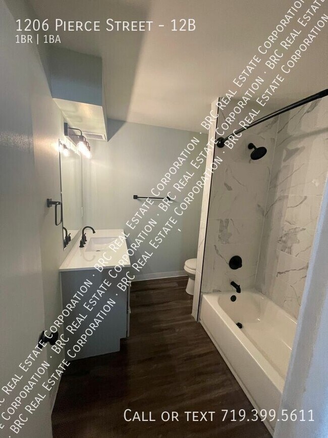 Building Photo - 1206 Pierce St