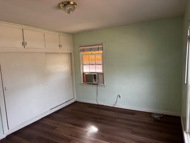 Building Photo - 9610 Rosecrans Ave