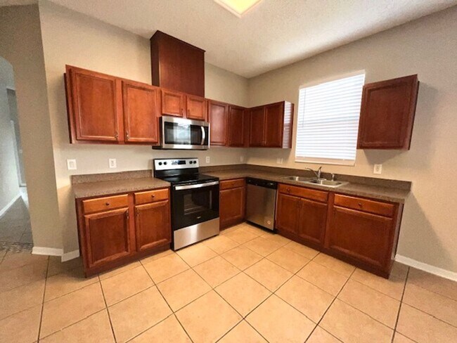 Building Photo - 9240 Black Hawk Ct