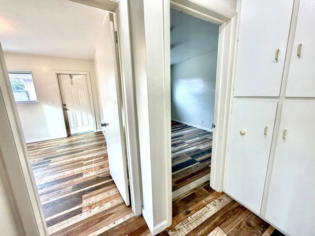 Building Photo - 1821 N 17th Ct