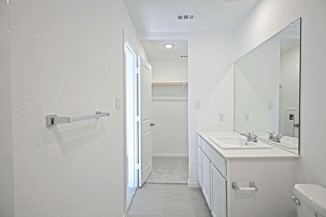 Building Photo - 6718 Marble Rdg