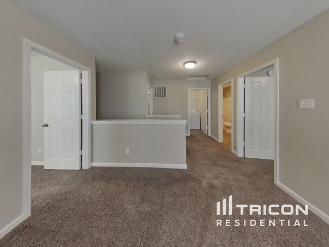 Building Photo - 3032 W Longbranch Dr