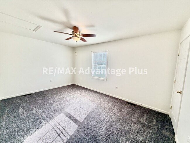 Building Photo - 408 Winston St