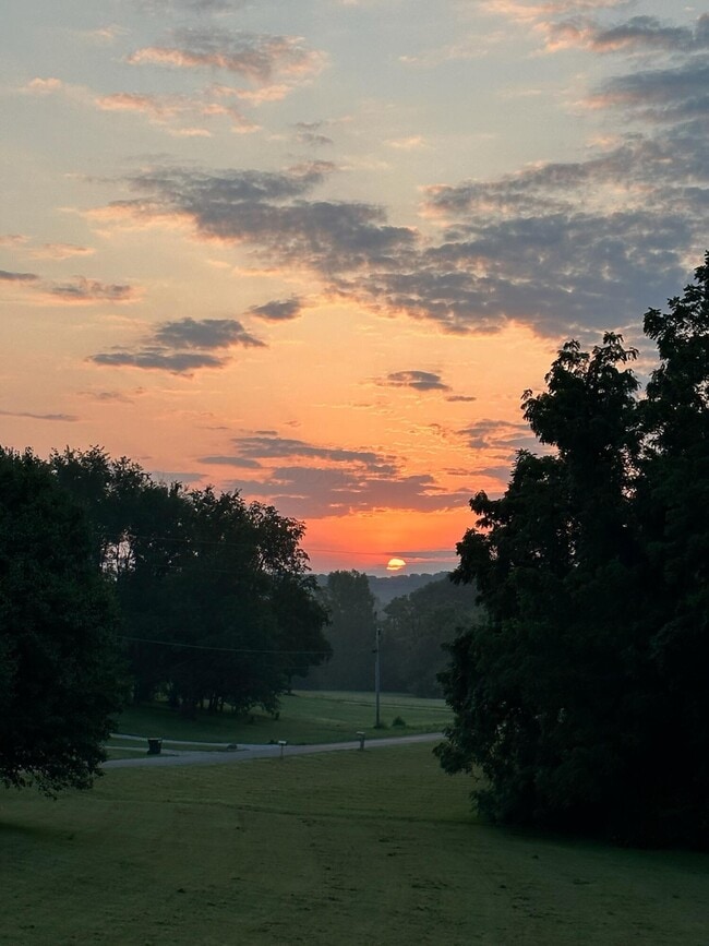 Building Photo - 4841 Julian Rd SW