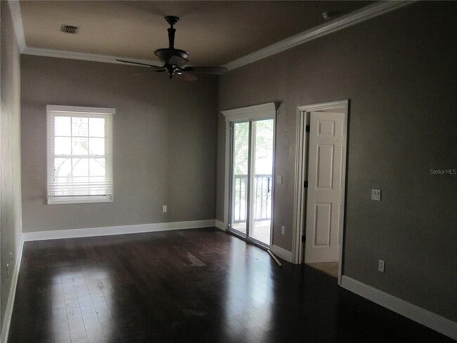 Building Photo - 5213 SW 91st Dr