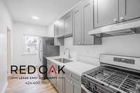 Building Photo - Excellent Studio with a Beautiful Kitchen,...