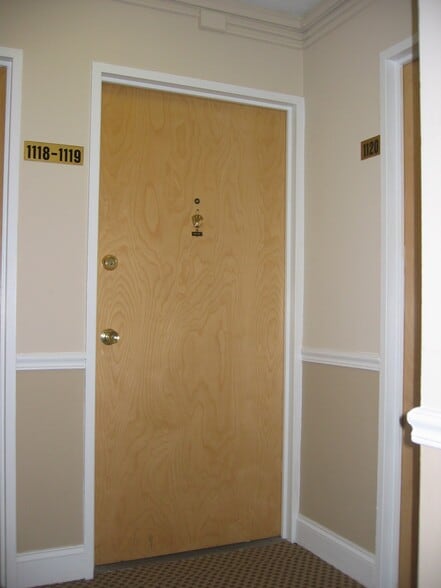 Front Door - 2101 Chestnut