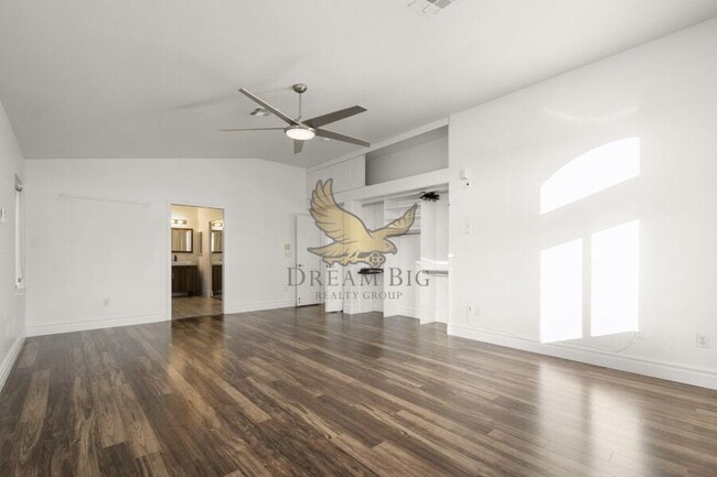 Building Photo - 9513 Cloudcroft Ave