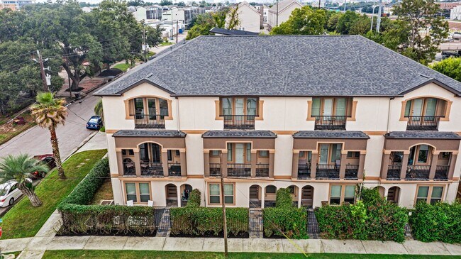 Building Photo - 2018 McIlhenny St