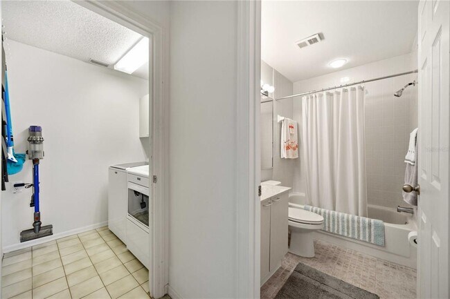 Building Photo - 5515 Ashton Way