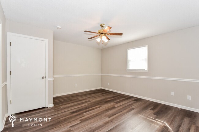 Building Photo - Beautiful 5-Bedroom Home