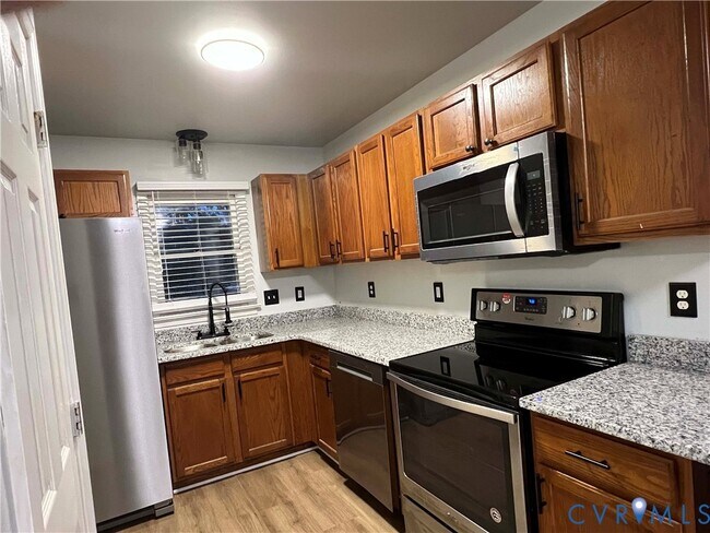 Building Photo - 1020 Telegraph Station Ln