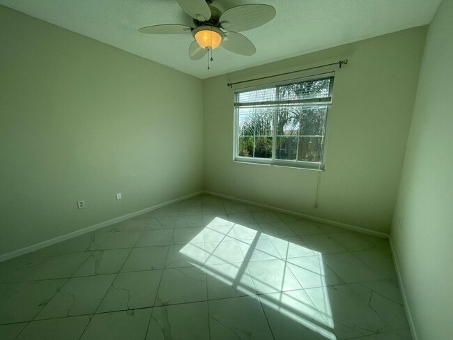 Building Photo - ANNUAL RENTAL - RESERVE AT NAPLES -2 BED 2...