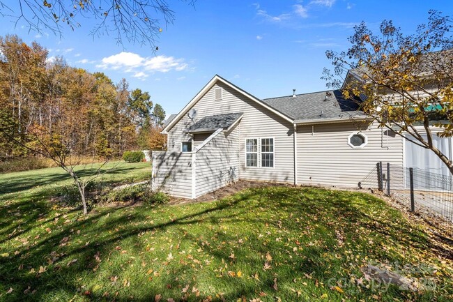 Building Photo - 9467 Kimmel Ln