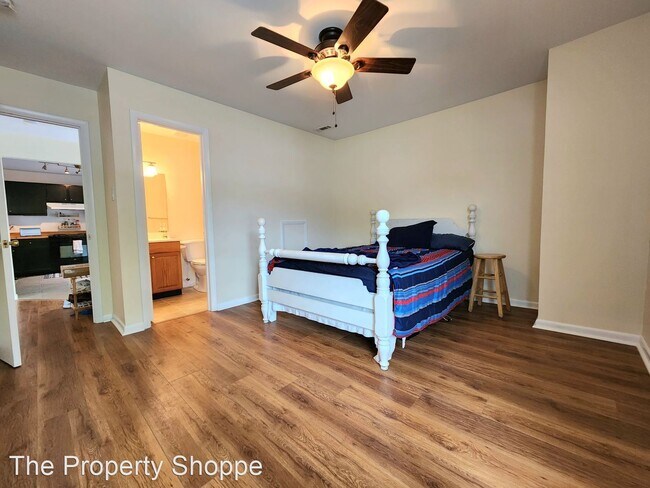 Building Photo - 2 br, 2 bath House - 2100 Retreat Ct