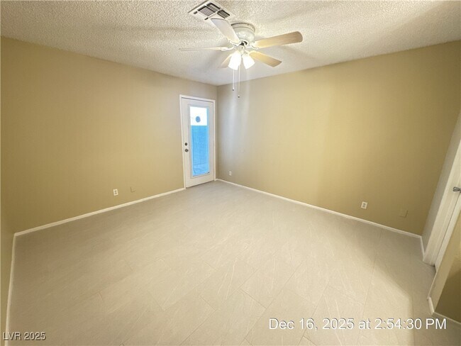 Building Photo - 3674 Duneville St