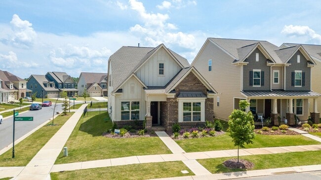 Building Photo - 6429 Raffia Rd