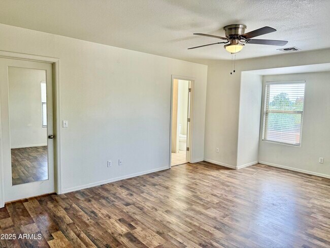 Building Photo - 17279 N 184th Dr