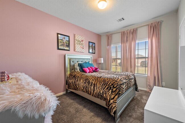 Building Photo - 397 Rd 5102