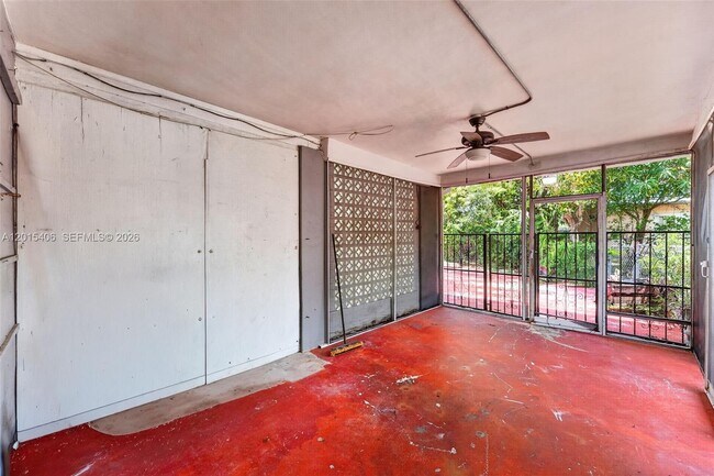 Building Photo - 1401 NE 200th Terrace
