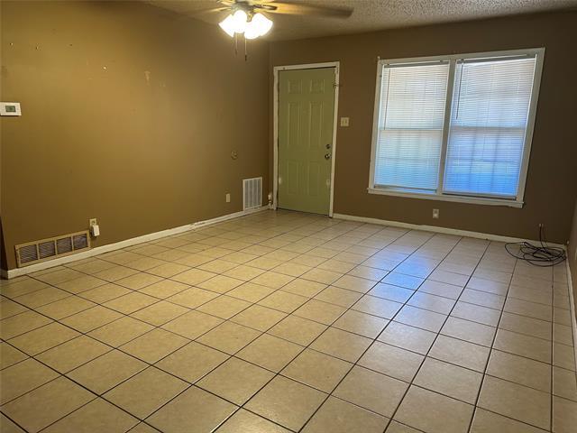 Building Photo - 3296 Sandefer St