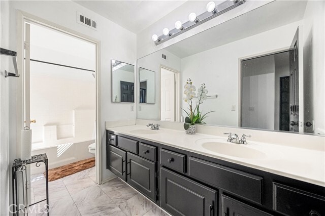 Building Photo - 10159 Julianne Ave