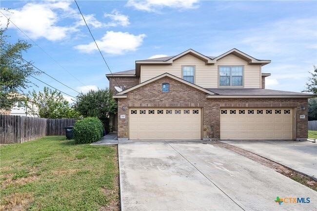 Primary Photo - 290 Rosalie Dr