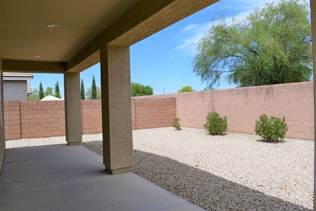 Building Photo - 3421 N. Gurnsey Trail San Tan Valley, AZ 85143