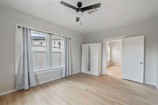 Building Photo - 615 Pacific St