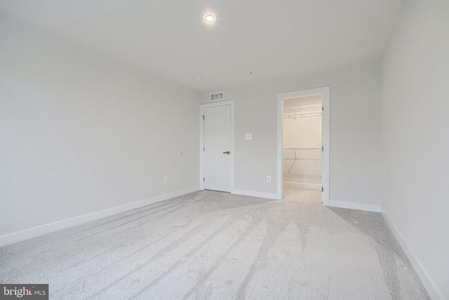 Building Photo - 13605 Otono Dr