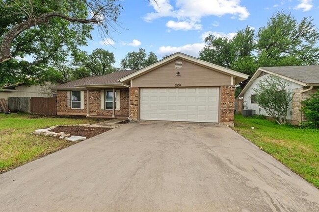 Building Photo - 3509 Monument Dr