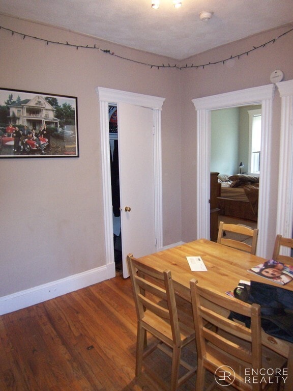 Building Photo - 65 Park Dr