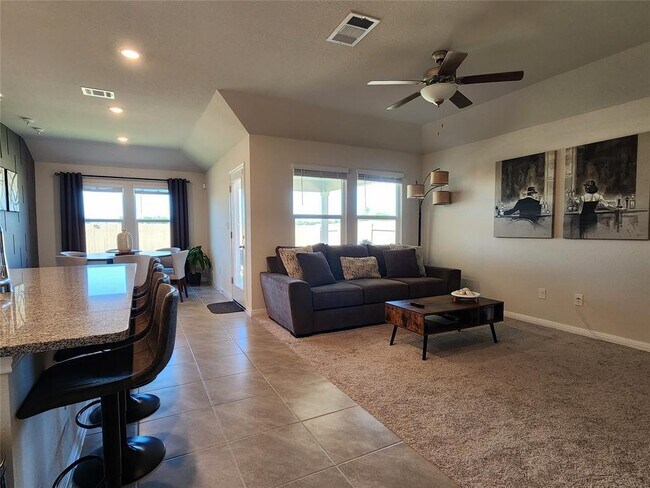 Building Photo - 14508 Heartland Dr