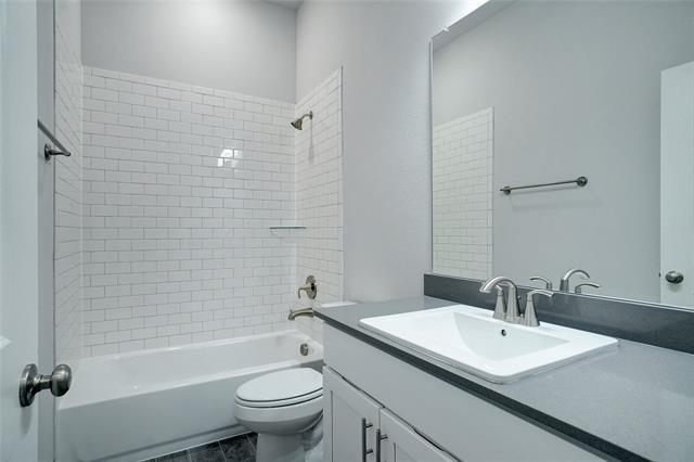 Building Photo - 901 Little Gull Dr