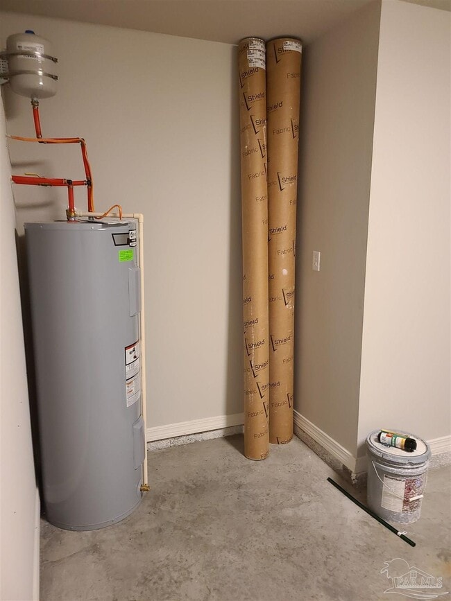 Building Photo - 715 W Ensley St