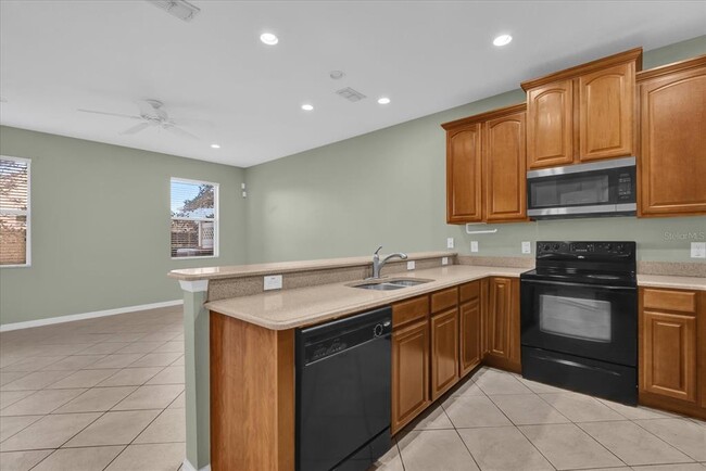 Building Photo - 585 Cruz Bay Cir