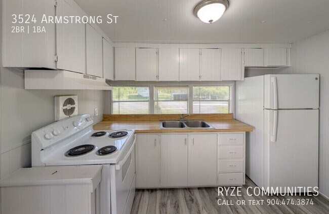 Building Photo - 3524 Armstrong St