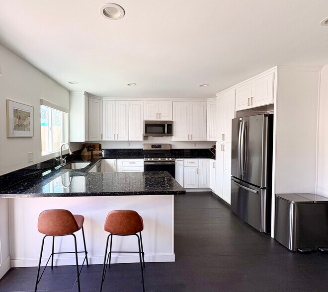 Building Photo - 2520 Via Esparto