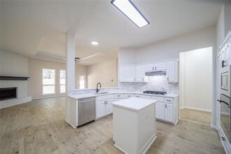 Building Photo - 2740 Fern Valley Ln