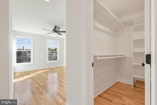 Building Photo - 1709 Covington St