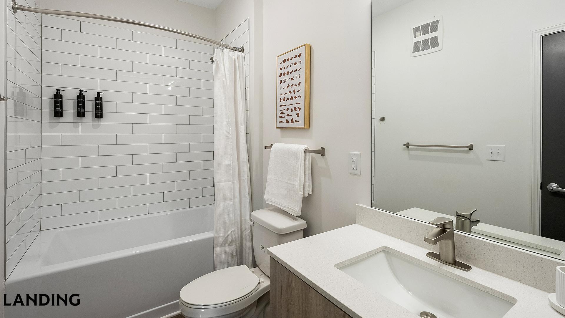 Building Photo - 2800 Milan Ct