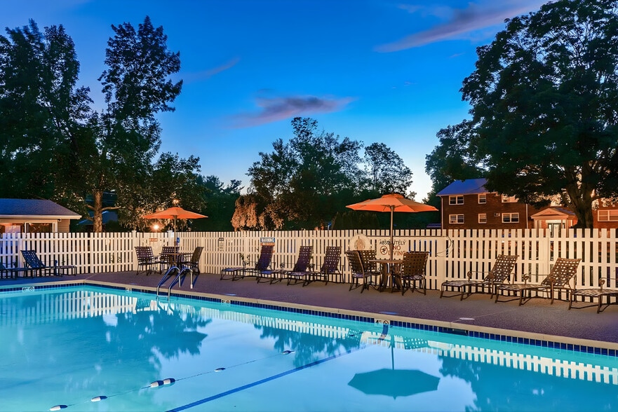 The Cliffside Pool At Sunset - Cliffside Apartments