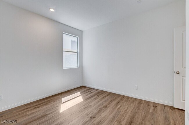 Building Photo - 1578 Crested Eagle St