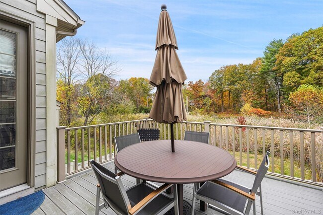 Building Photo - 4 Goldman Ct