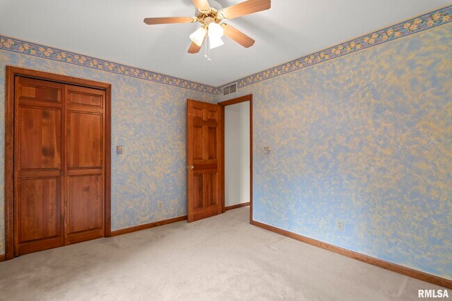 Building Photo - 1616 Hunter Ridge Dr